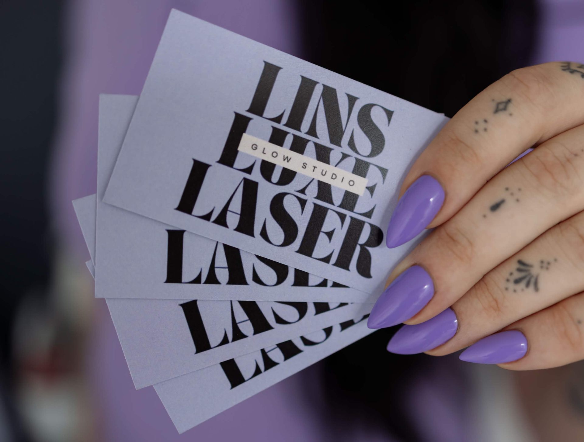 Lins Luxe Laser studio business cards